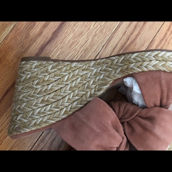 NWT Stuart Weitzman Sarina Wedge Sandal - Picture 4 of 7